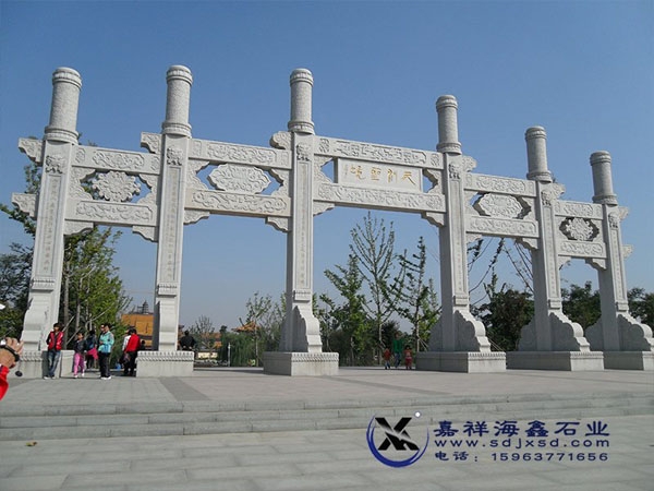 五門(mén)沖天柱石雕牌坊
